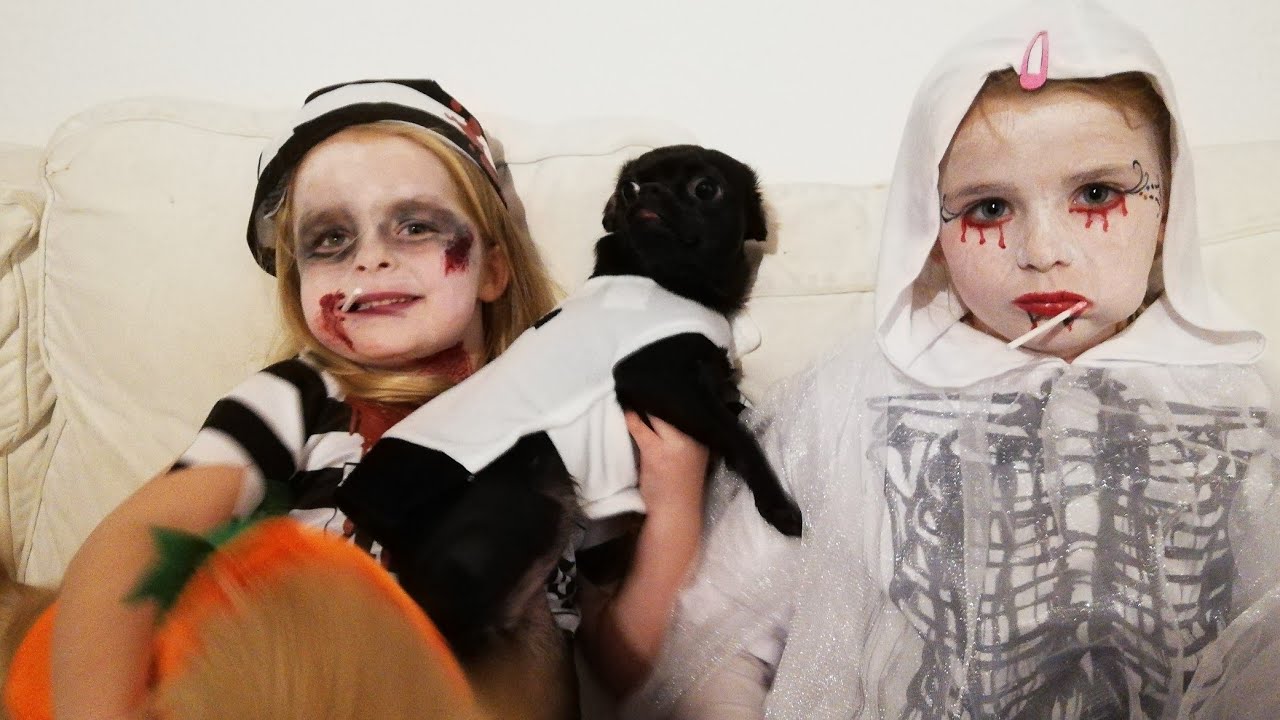 Så blev det Halloween 2019 👻Familien kommer til pizza & Banko🌃🕷️🦇👻🎃