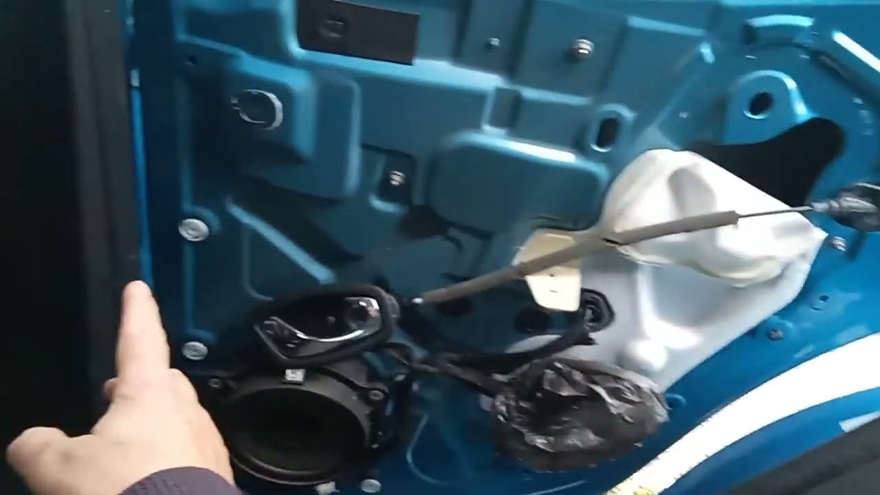 RENAULT CAPTUR REAR DOOR HANDLE MECHANISM@solomansounds