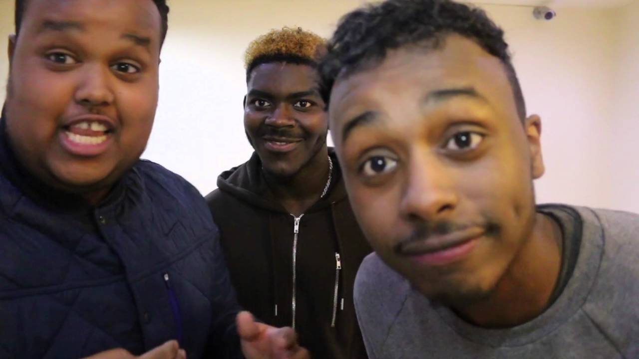 YOUTUBER RAP BATTLE Ft CHUNKZ & SHARKY