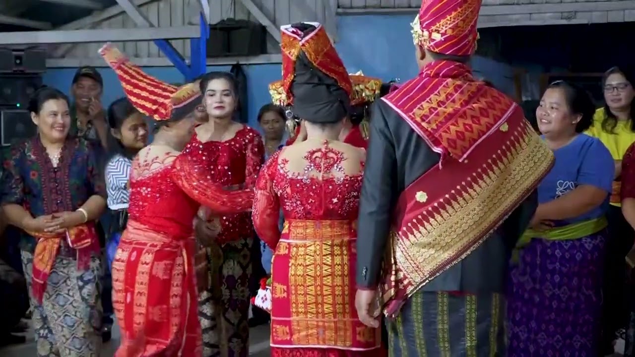 REVINDA SEMBIRING & DEBBY BR GINTING PART 5