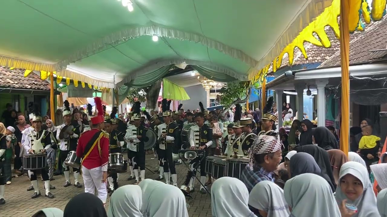Drumband Pentas hiburan HAFLAH TPQ Tarbiyatus Sibyan & MADIN Miftahul Ulum 