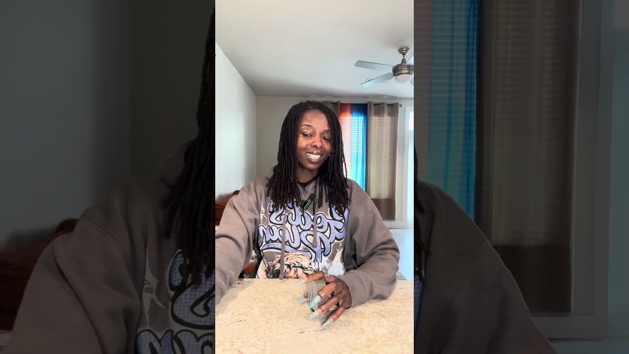 Collective Singles: Its pee in the dating pool 🏊 ‼️🤣 Here they come yall 