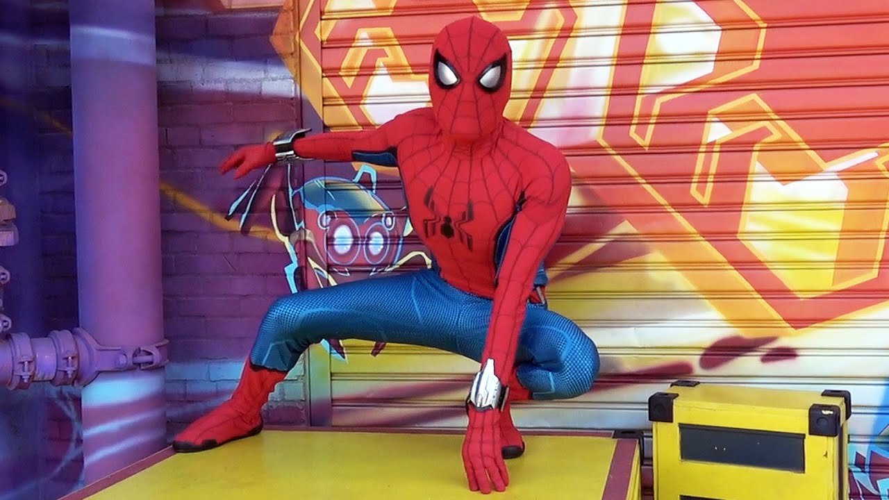 Spider-Man Meet & Greet in Avengers Campus w/Web Slinging Entrance, Disney California Adventure 2021