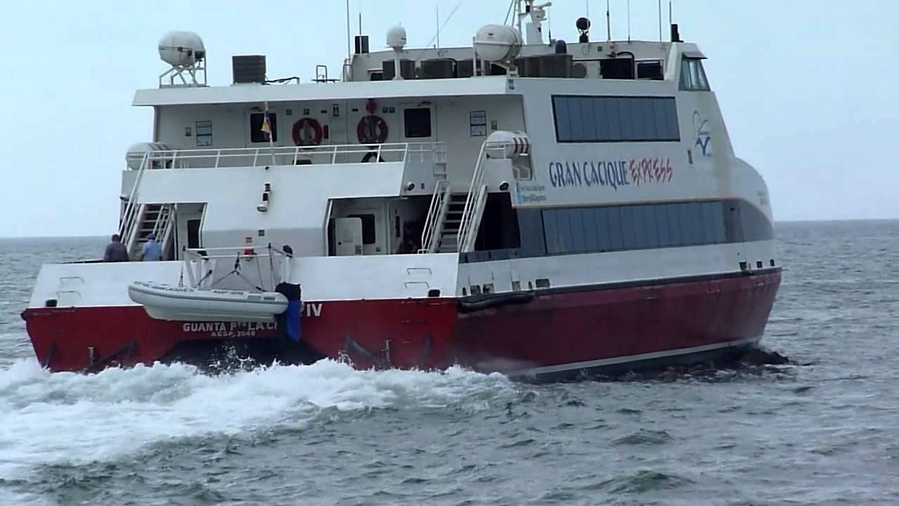 Gran Cacique IV zarpa desde Pto La Cruz para Punta de Piedras.