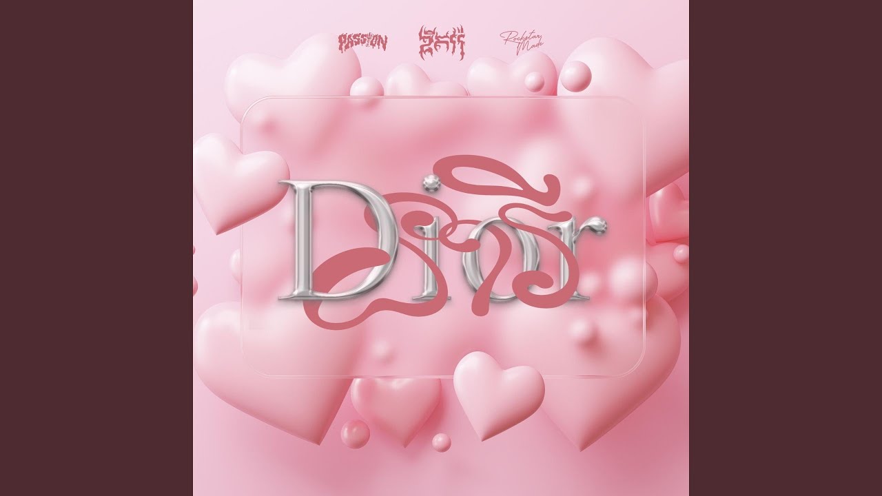 នារី Dior