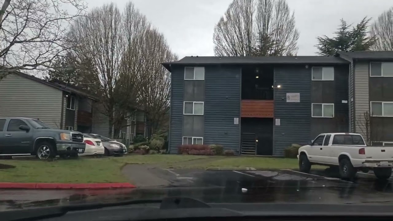 KENT, WASHINGTON APARTMENTS $1600 -$2500 RENT 1-3 Bed