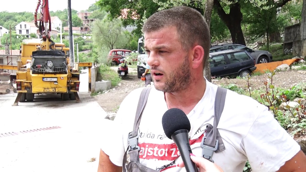 RTHN - IZLIVENA PLOČA NA KUĆI PORODICE RADOVIĆ