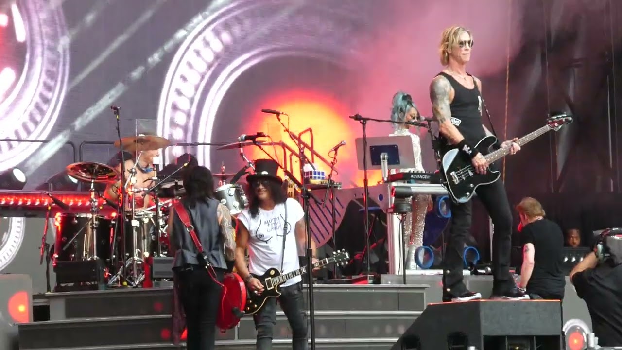 Guns N' Roses - Mr. Brownstone / Slither - London Wembley Stadium - 26th June 2025