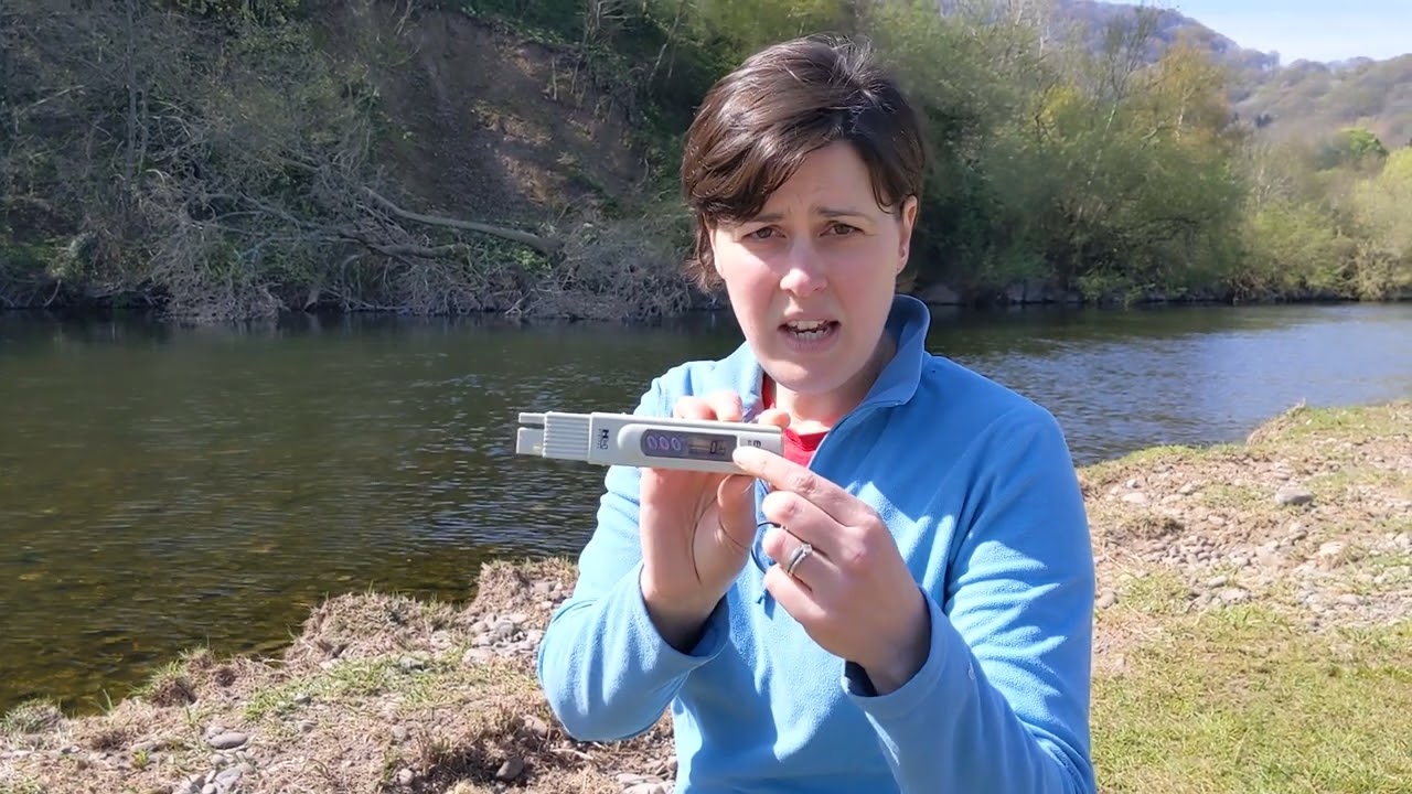 Video 3:  Temperature and EC  HM Digital EC 3