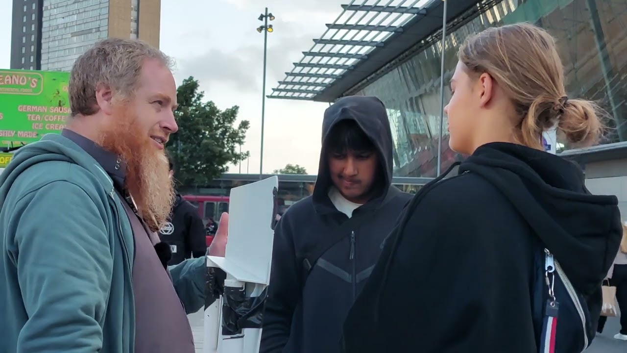Dawah To Young Visitor! Yusuf And Visitor Speakers Corner Sam Dawah