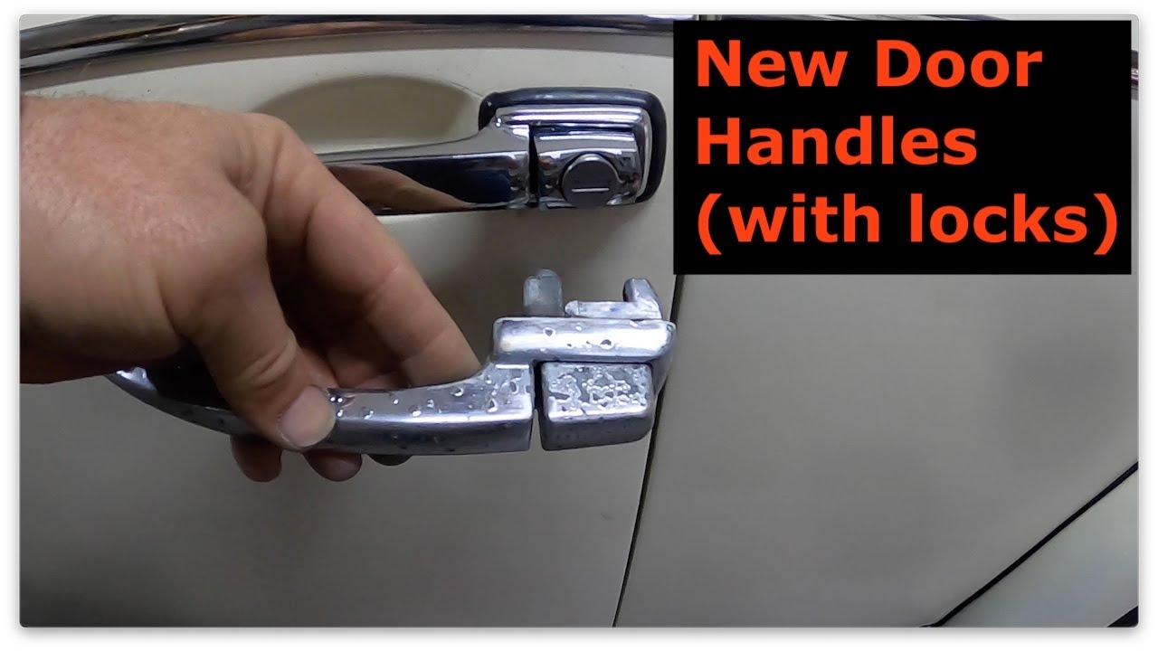 1961 VW Beetle (65 Pan) - New Door Handles with Locks - 116