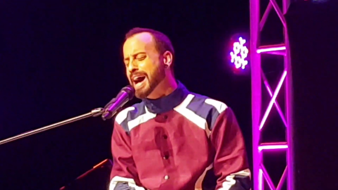 Bang Bang Boom - Dave Moffat live in Manila
