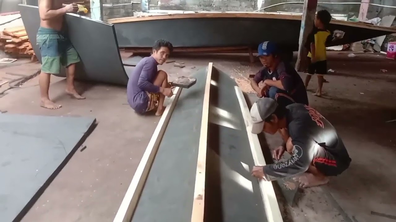 Part 1.Pembuatan semi Speedboat Anti Gallao dari Spon Eva