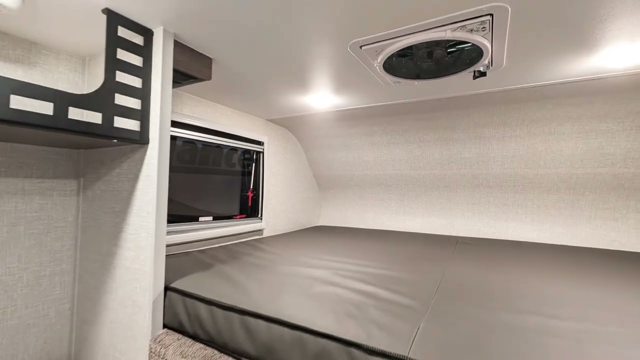 2026 Lance Squire Truck Campers SQ610
