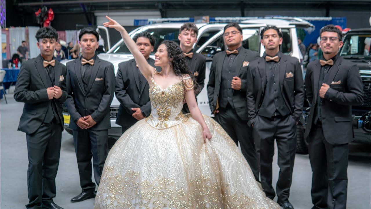 Caballeros De Oro first debut at the XV EXPO 2024 (Vals)