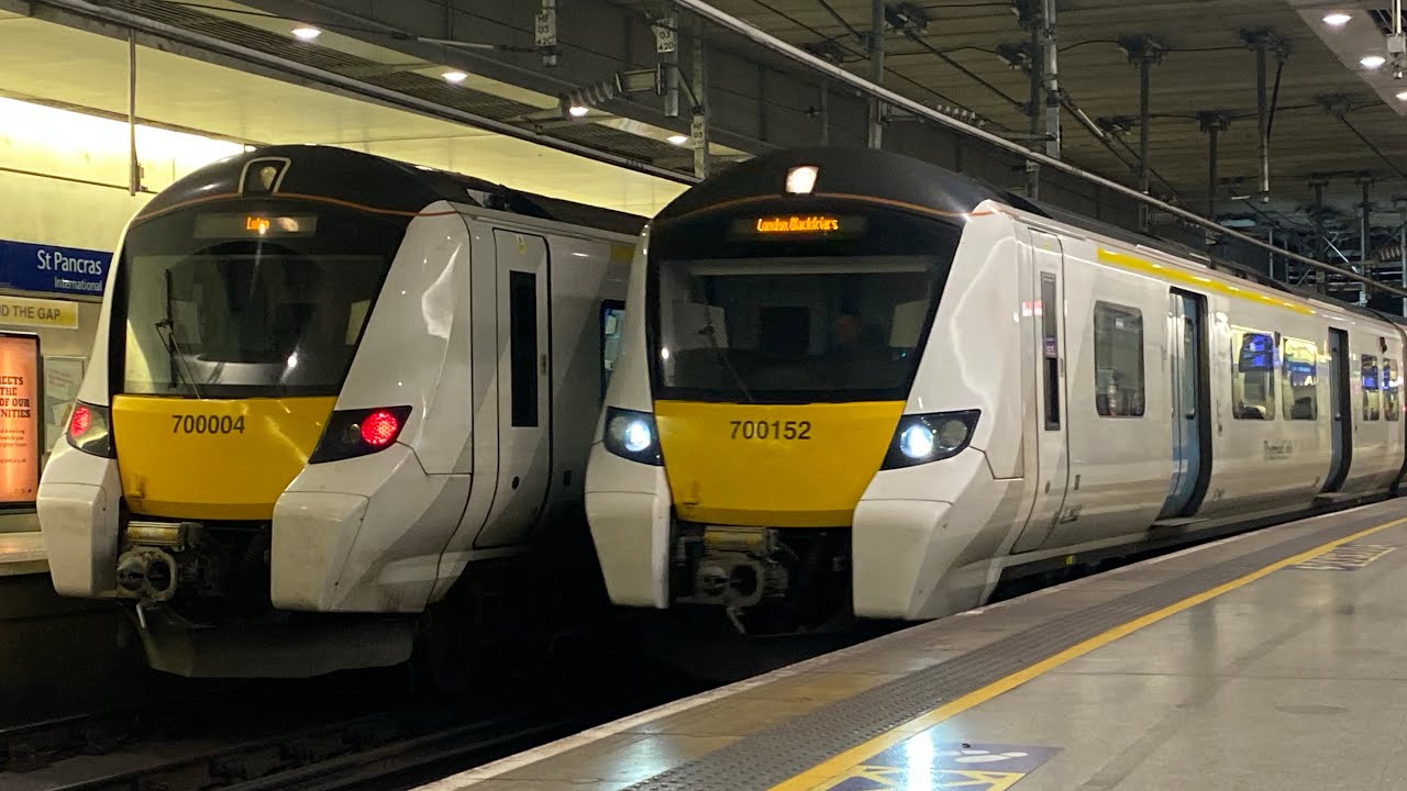 Trains at St. Pancras International (Thameslink) 04/07/2022