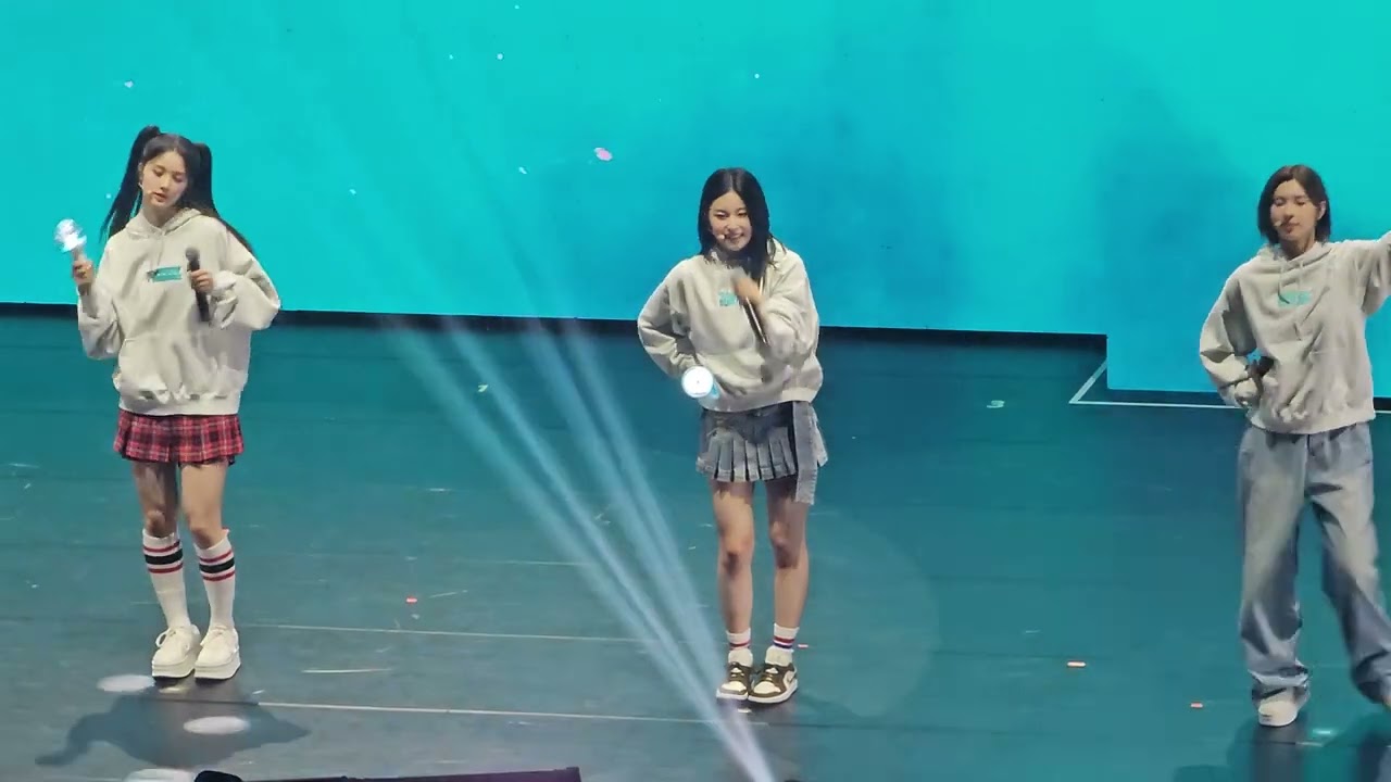 240519 NMIXX Taiwan concert - covers 孫燕姿 第一天