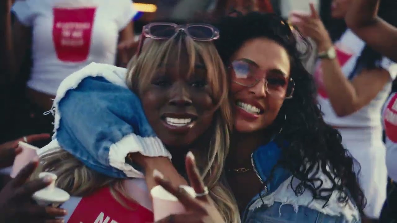 DYLISA - Festi ft. Robin Roxette (prod.LexOnTheTrack & Rosales)