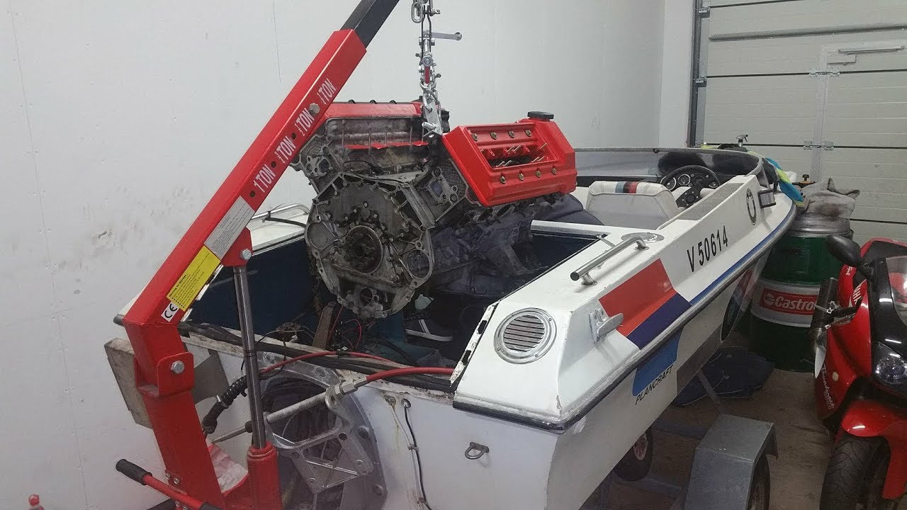 Putting BMW V8 Car Engine into a Boat! BMW M60b40