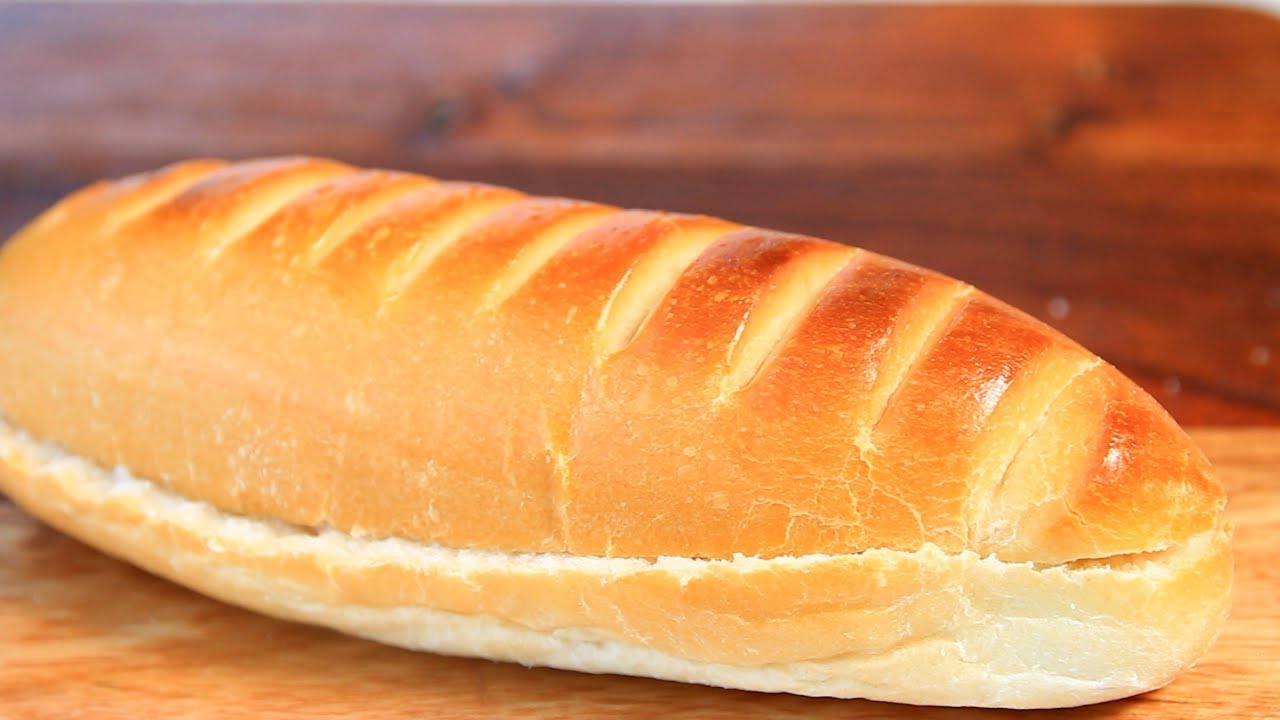 Если у вас дома есть мука и молоко, попробуйте этот супер вкусный рецепт масляного хлеба.