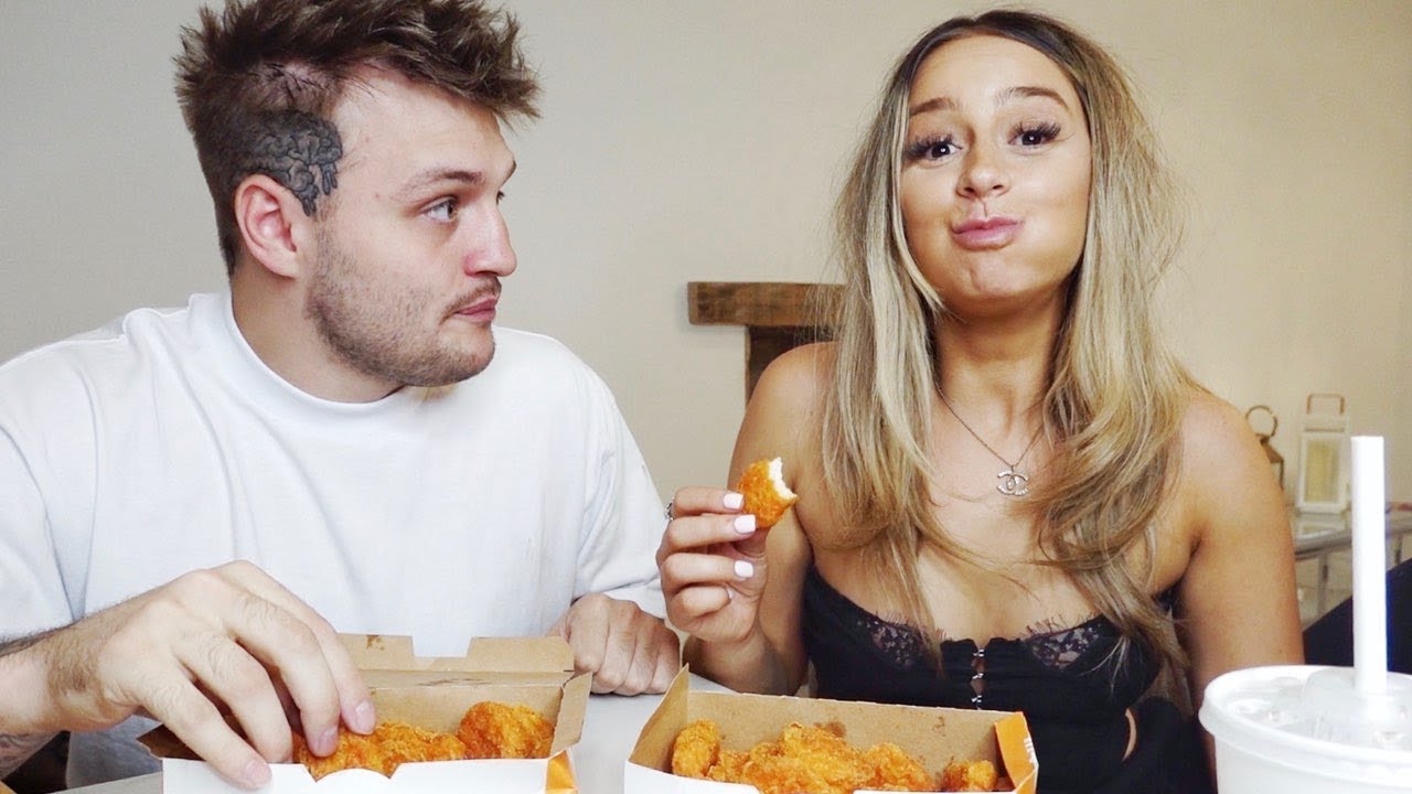 I Tried McDonalds Spicy Chicken Nuggets with my Boyfriend *TeA SPiLL*