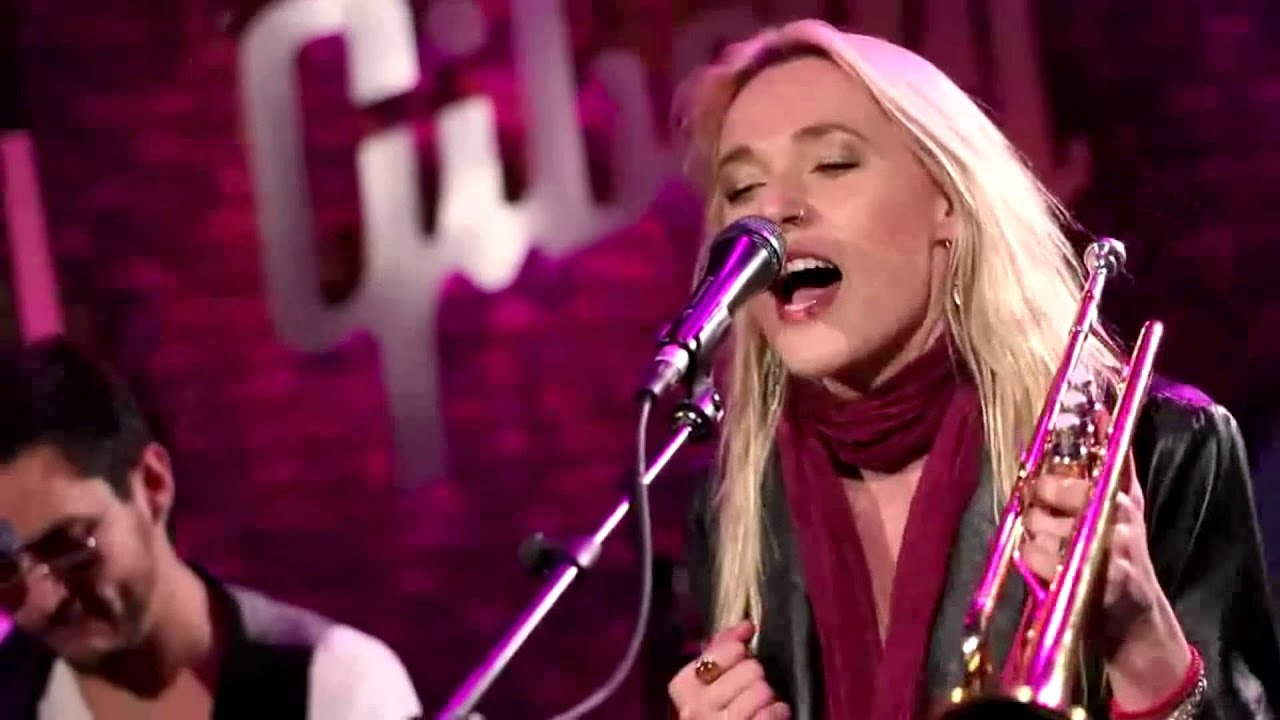 Jenny and the Mexicats   Me Voy a ir Edit DjGarfias®