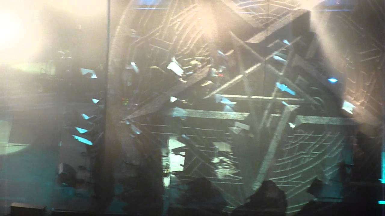 Dimmu Borgir - 28.May 2011 Oslo Spektrum with KORK Orchestra & Choir @ HD720p (3)