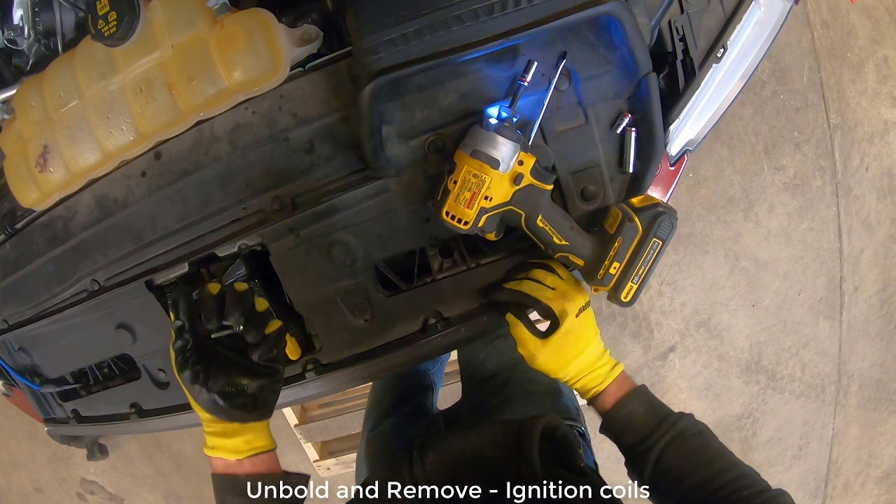 Ford F-150 2015 5.0L - Variable Camshaft Timing (VCT) Solenoid Replacement