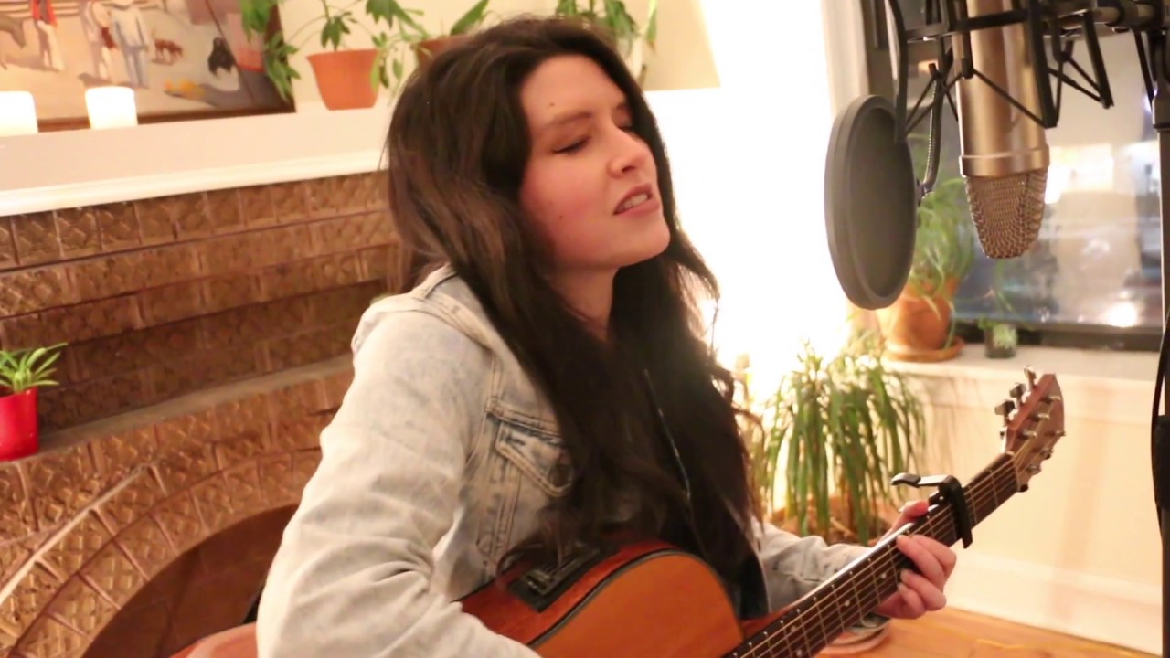 Claire Kelly - Throw Me Away (Live at Veltway Sessions)