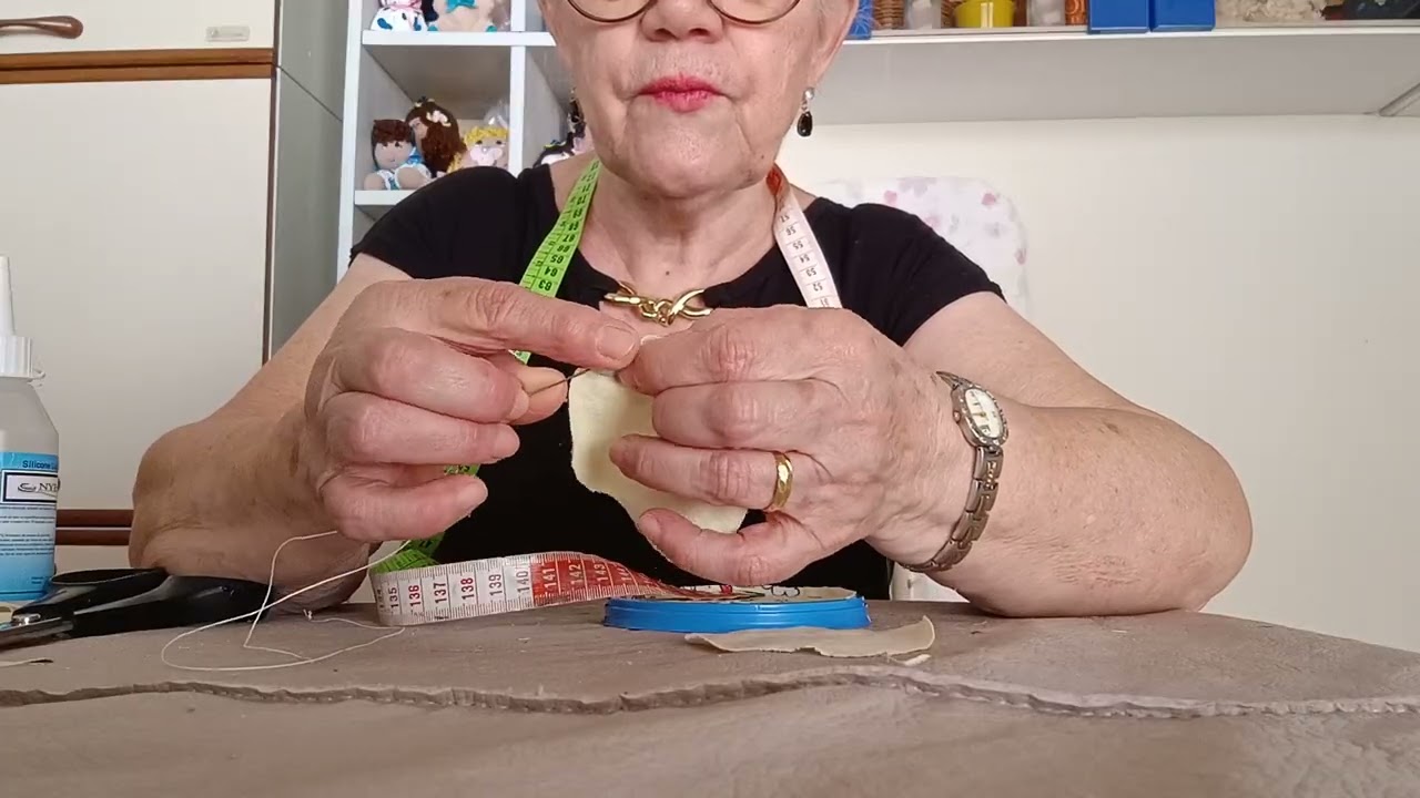 Como fazer um agulheiro você pode guardar linhas dentro, ensino dóis modelos.