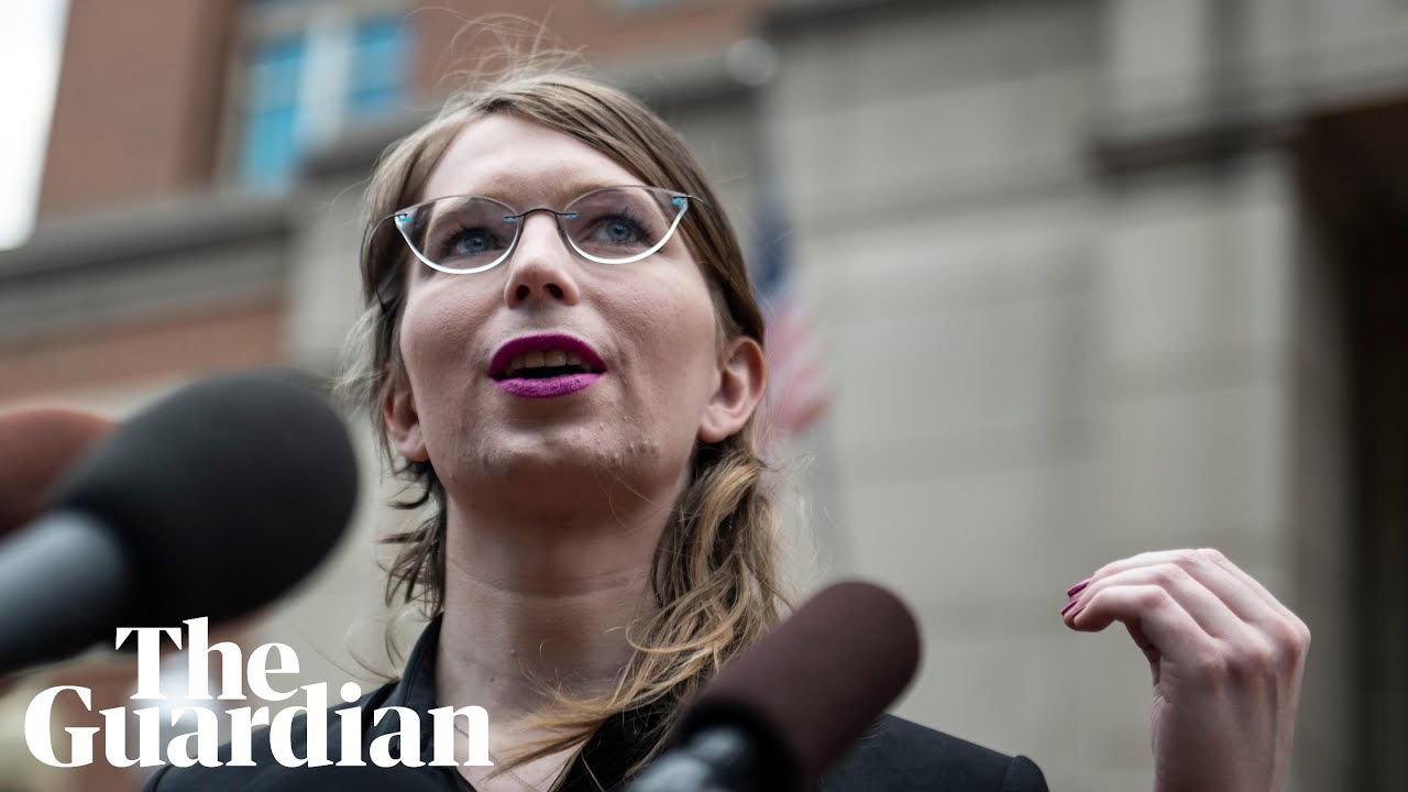 Chelsea Manning tells press before Thursday hearing: 'I will not comply or cooperate&rsquo;
