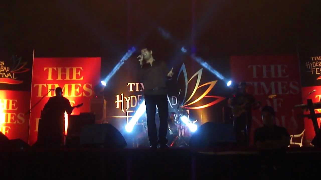 Zara Si Dil Mein De Jagah tu.MP4, KK'S LIVE SHOW IN HYDERABAD