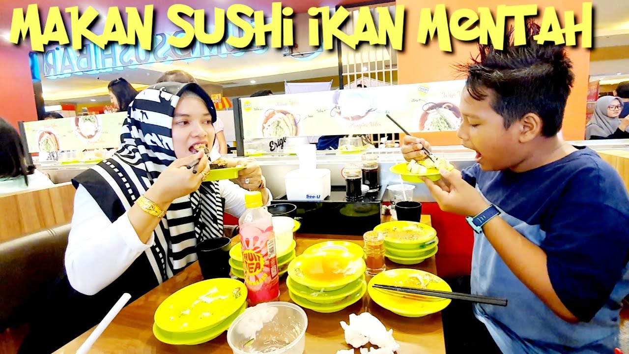 LIBURAN TAHUN BARU KE MALL MAKAN SUSHI SUMO