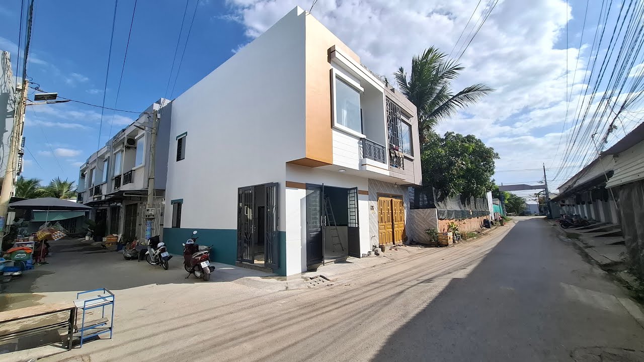 Căn Góc 2 mặt tiền đường, kinh doanh buôn bán, Giá quá rẻ, nhanh mới kịp.