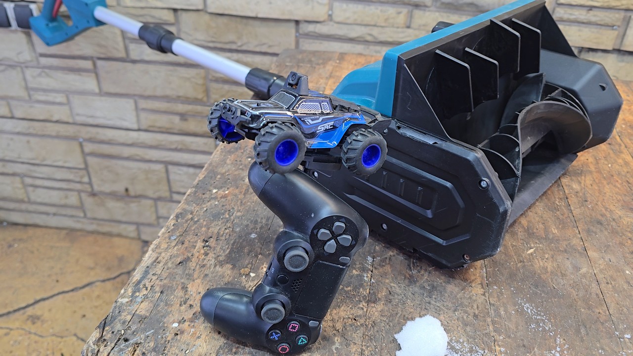 Few people know the secret behind the old battery-powered shovel. What a brilliant idea!