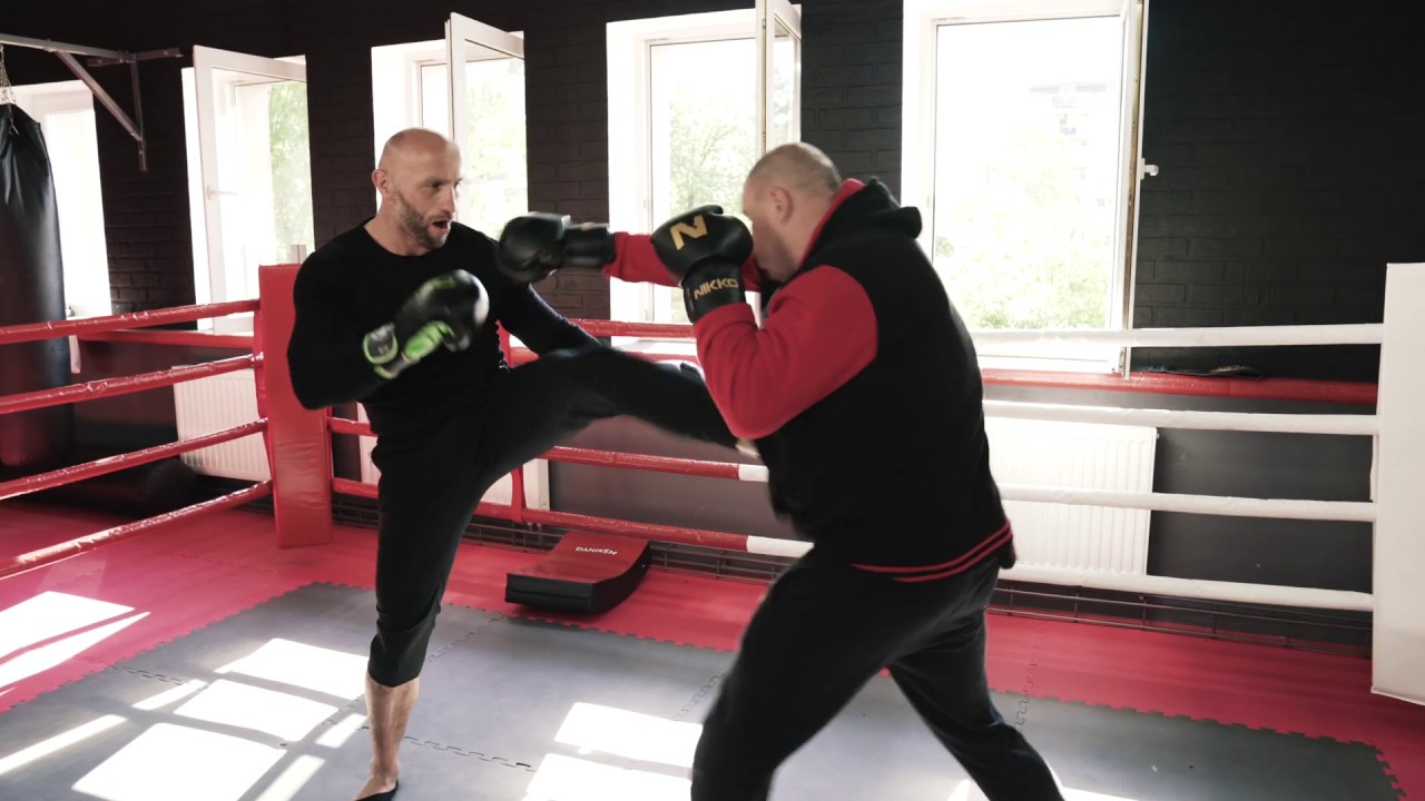 Najmocniejszy Low Kick w Polsce - Łukasz Jarosz