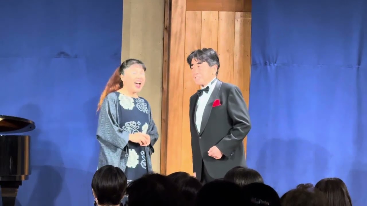 「浪花恋しぐれ」　"Naniwa koishigure"  末廣亞矢子  Ayako Suehiro