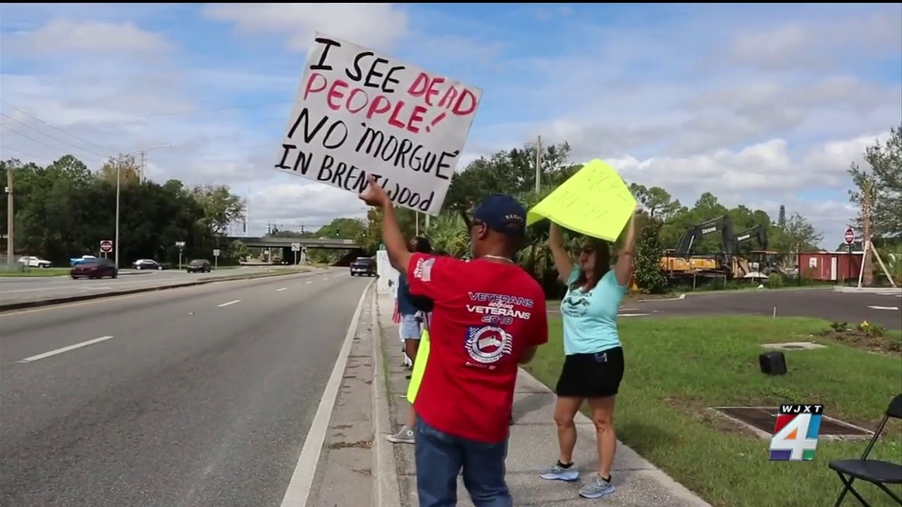 Brentwood Community holds weekly protest over new Medical Examiner&rsquo;s Office