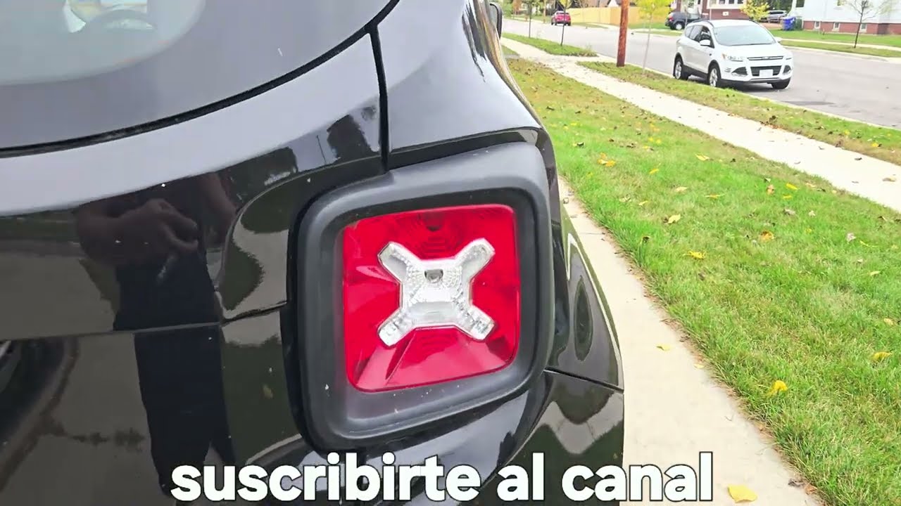 COMO CAMBIAR UN FOCO TRASERO DE UN JEEP RENEGADE 2016 #jeep #renegade #jeeprenegade