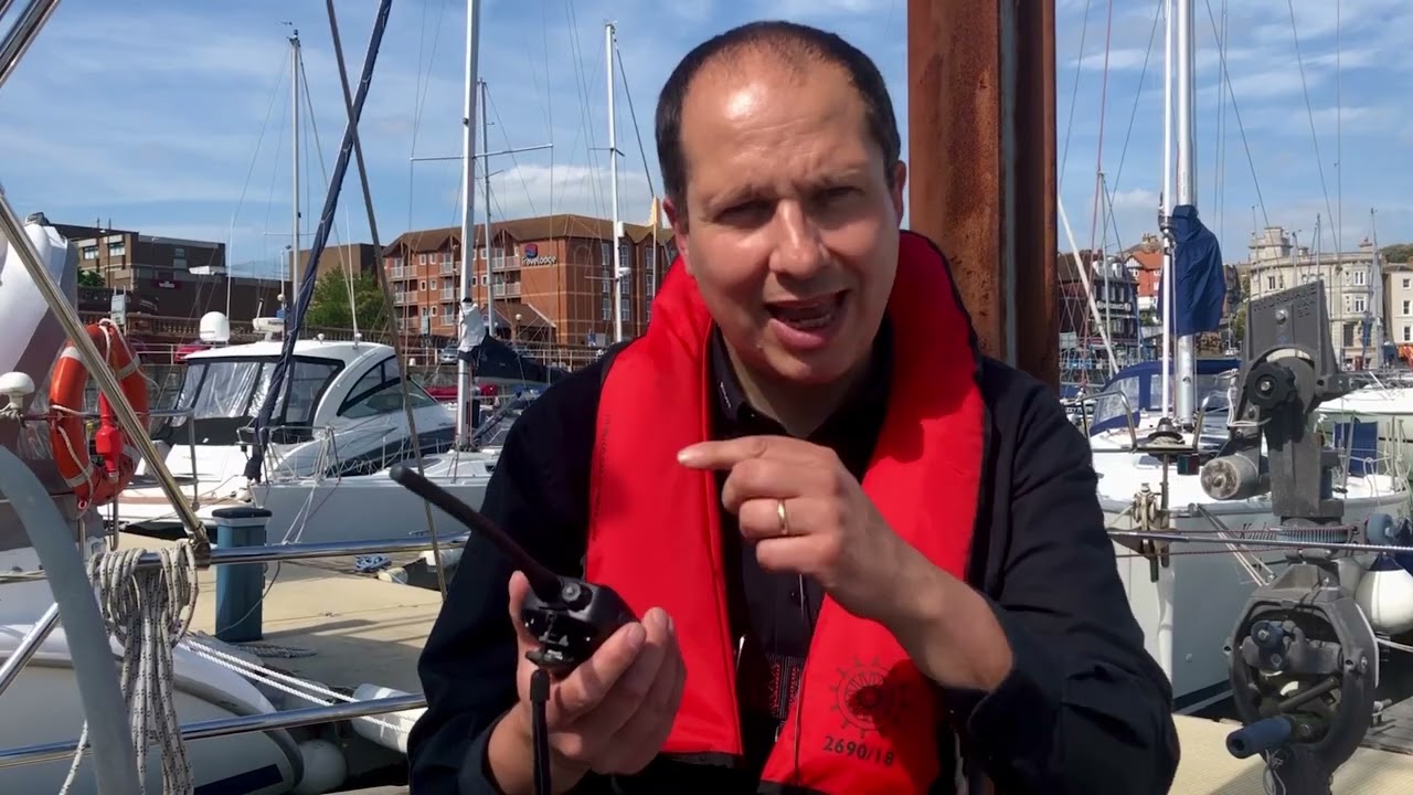 Overview of the Icom IC-M25 Buoyant Marine VHF Handheld Radio