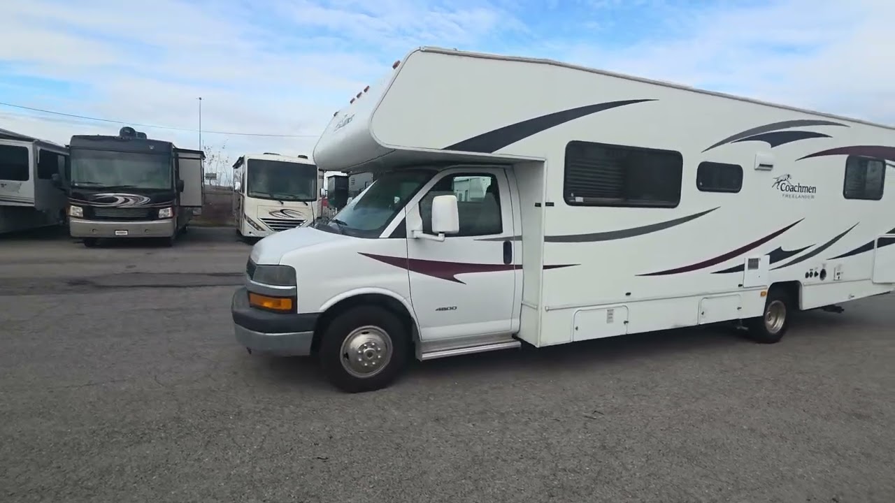 2012 Coachmen Freelander 28QB