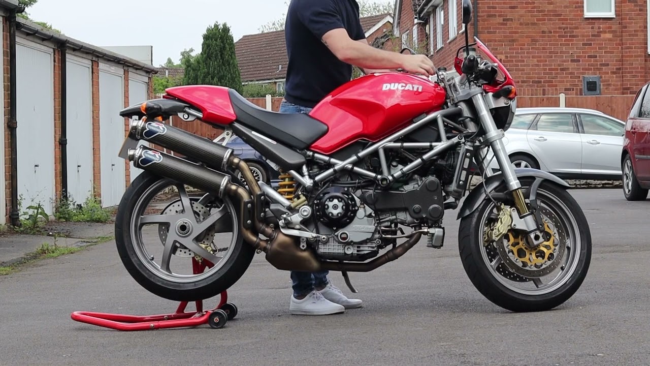 Ducati Monster S4R startup