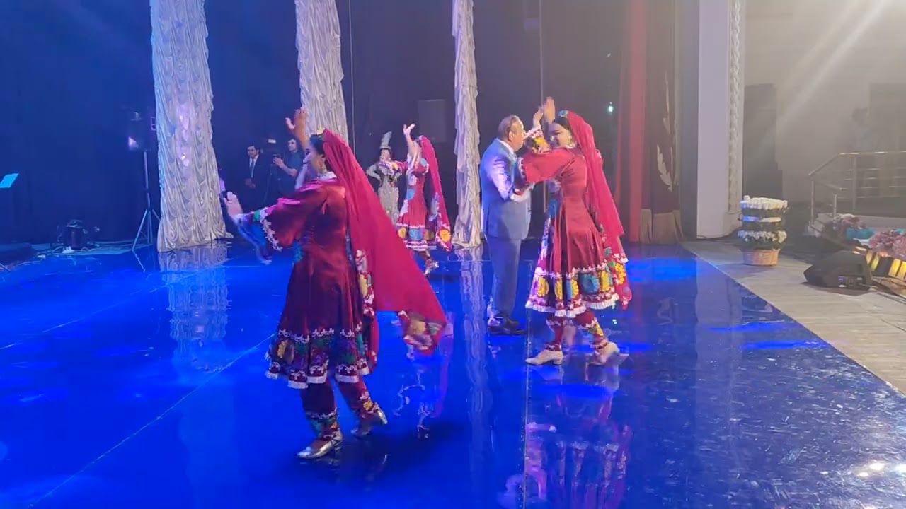Ансамбль 