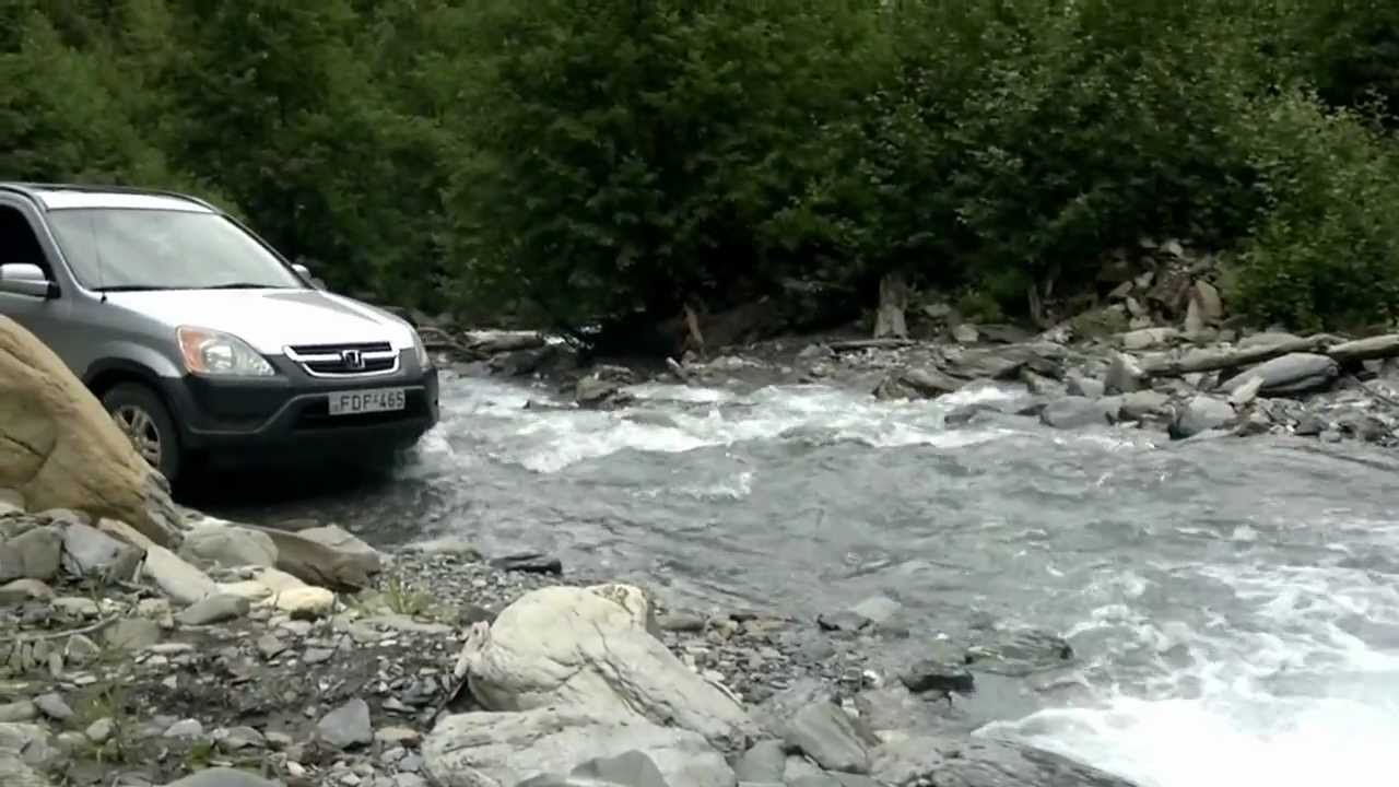 Honda CrV 2002 - Crossing Mountain River - Racha 2012