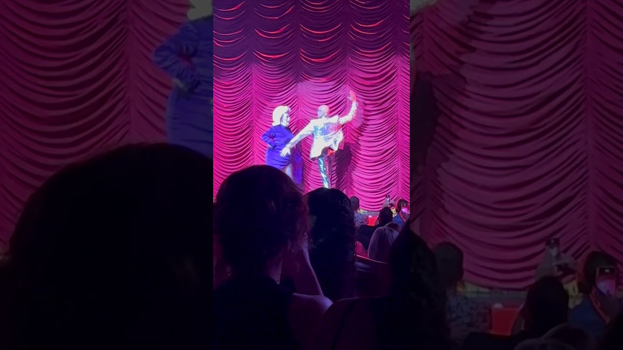LAWRENCE CHANEY & RUPAUL SLAP EACH OTHER AT RUPAUL’S DRAG RACE LIVE (500TH SHOW)