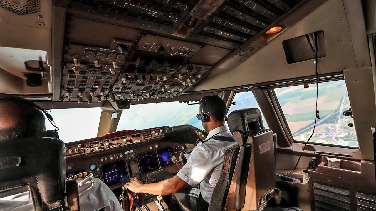 Boeing 747-400ERF Takeoff from Houston International Airport (KIAH) - Cockpit View
