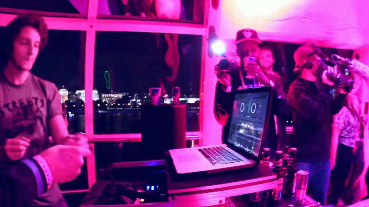 Roller Express (TODDLA T & REDLIGHT) - Revolutions in sound