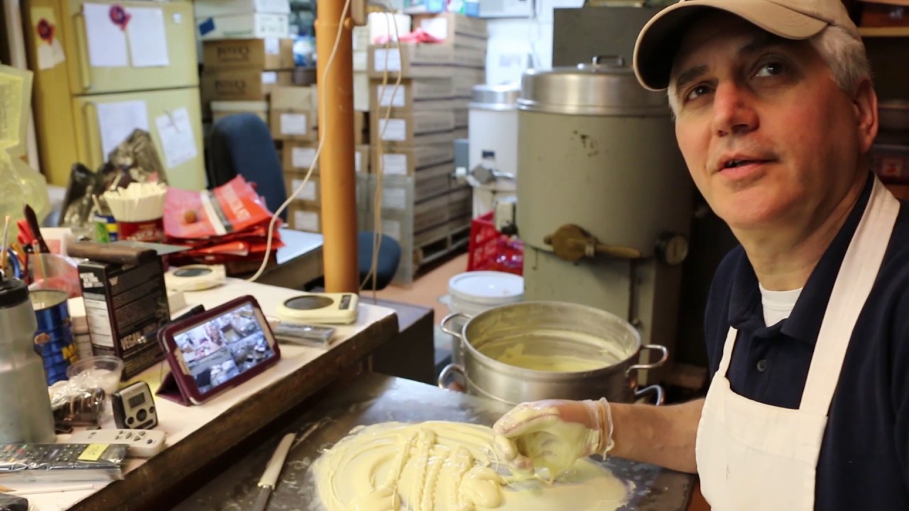 How We Make Our Backwards White Chocolate Oreo Cookies!