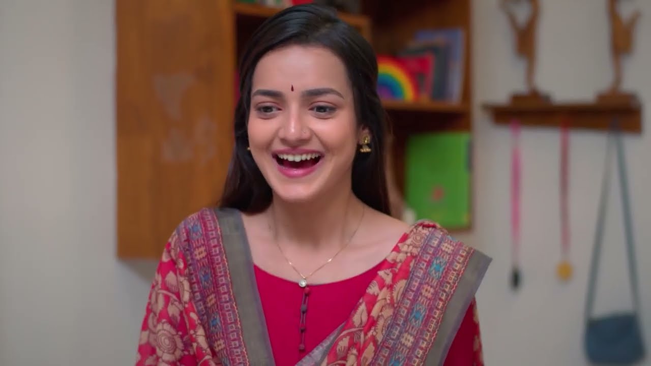 Ninaithen Vandhai - Full Ep - 18 - Ezhil,Sudarvizhi,Indhumathi - Zee Tamil