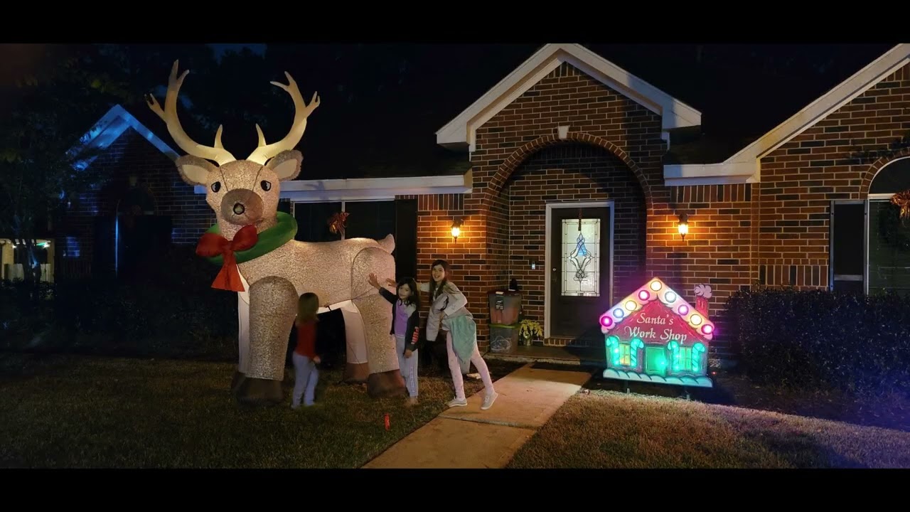 2020.12.01 Granddaughters Christmas Lights
